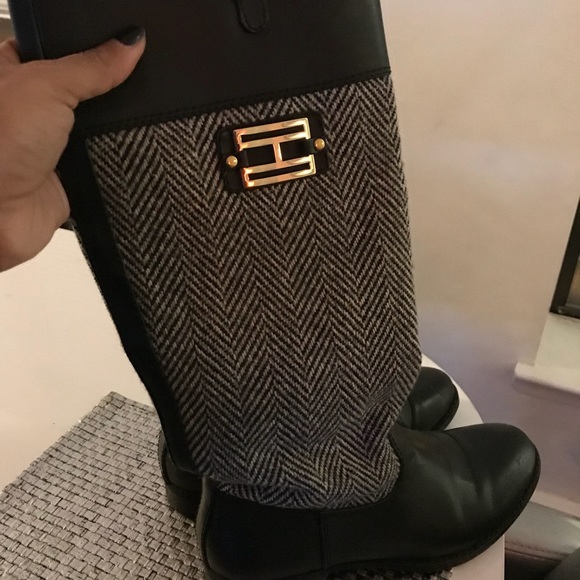 Boots - Picture 2 of 4